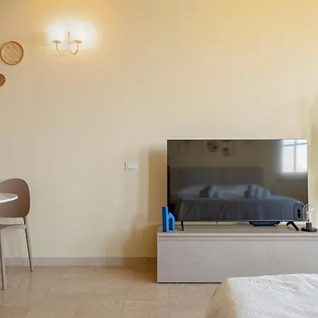 Homiday -gioiello Vista Mare- Parcheggio Privato شقة كالامْبْروني